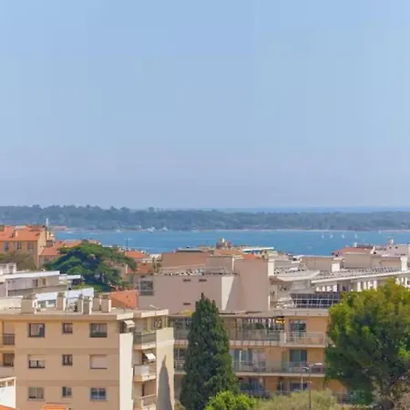 דירה Le Rocher Avec Terrasse Et Vue Mer, Pres Du Centre-ville קאן