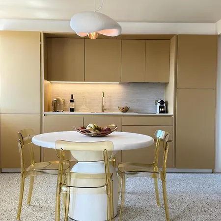 Le Rocher Avec Terrasse Et Vue Mer, Pres Du Centre-ville דירה קאן