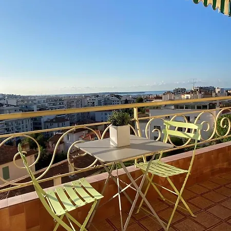 Le Rocher Avec Terrasse Et Vue Mer, Pres Du Centre-ville Apartmán Cannes